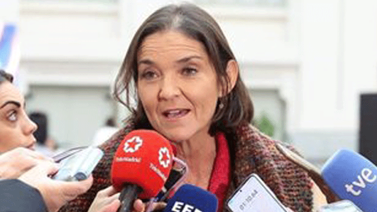 Los whatsapp con Aldama colocan a la exministra Maroto en el punto de mira: Almeida pide su acta