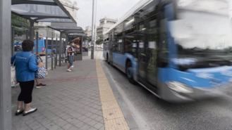 PP y la izquierda tumban la propuesta de Vox de prohibir a menores migrantes la ocupación de marquesinas