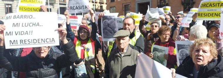 Mayores de Orcasitas piden residencias de proximidad: 'Desarraigarnos es enterrarnos en vida'