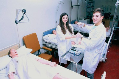 La URJC destaca en el ranking mundial de Medicina