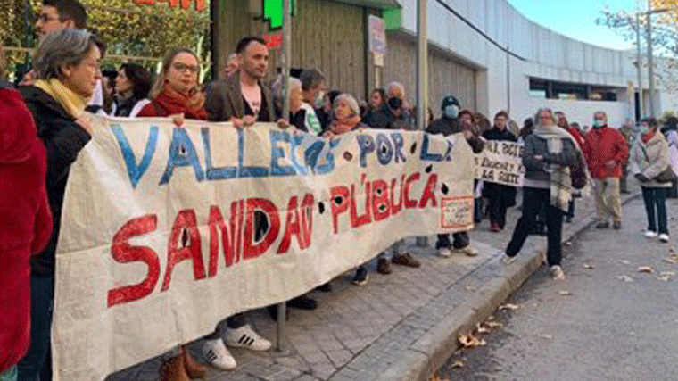 Médicos y pediátras advierten, 'no vamos a parar' y piden frente a la Asamblea más inversión en AP