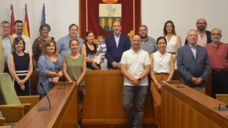 6.000 euros para el tratamiento de Santi, un menor con Síndrome de West