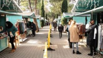 El Mercado de Navidad abre sus puertas en el Bulevar de la Avenida de Europa