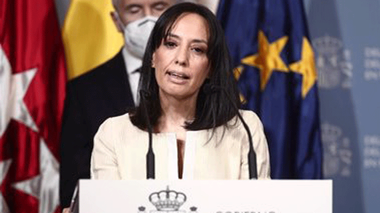 Delegada del Gobierno pide a Ayuso aplicar el toque de queda, la Comunidad lo descarta
