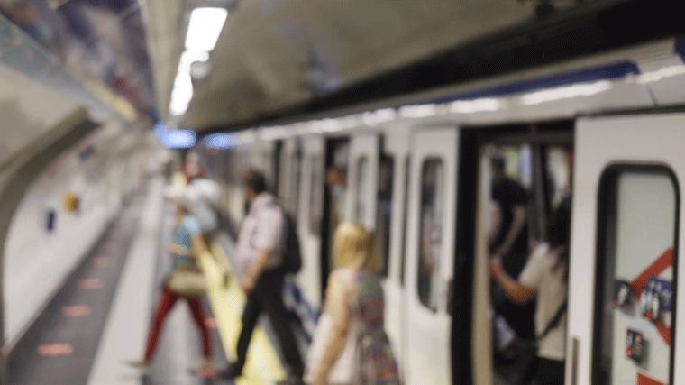 Condenado un pedófilo a 40 años por grabar partes íntimas de 550 jóvenes en el metro