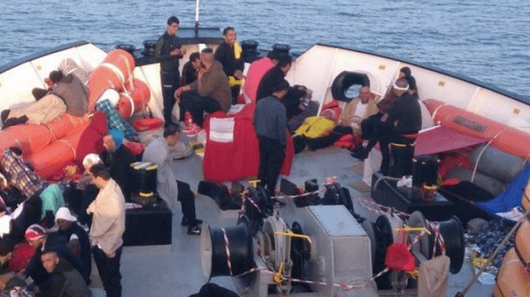 Madrid tiene ya acogidos a 10 migrantes rescatados del Aquarius