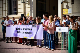 Minuto de silencio en Leganés por el feminicidio de una mujer de 34 años