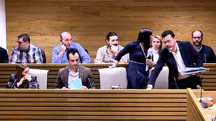 La alcaldesa expulsa del Pleno a una edil del PP, los populares hablan de 'sectarismo'