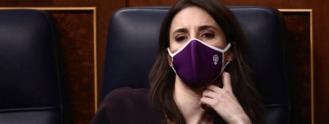 Montero se apunta a la polémica de la vacunación de las infantas y cuestiona la 