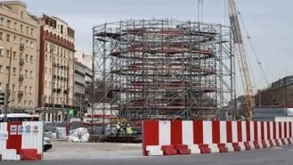 Madrid repartirá los ladrillos de vidrio del monumento del 11M entre asociaciones de víctimas y vecinos