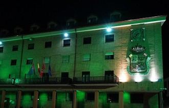 Iluminación verde en apoyo al Día Mundial de la Esclerodermia