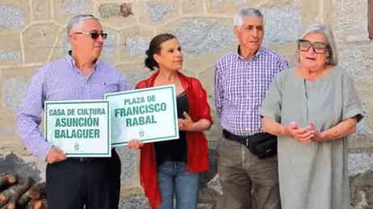 Teresa Rabal durante la movilización para reclamar que los nombres de sus padres no fueran retirados