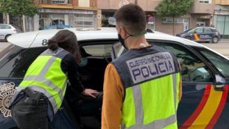 Desmantelan un `narcopiso´ dentro de un recinto escolar, menores para mantener la plantación