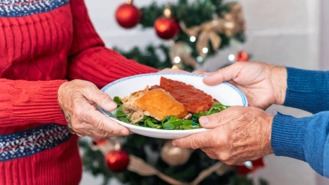 `Navidades en compañía´ para combatir la soledad con menús a domicilio durante las fiestas