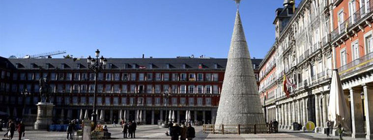 Madrid propone reuniones de 10 personas y toque de queda a la 1:30 h. en Nochebuena y Nochevieja