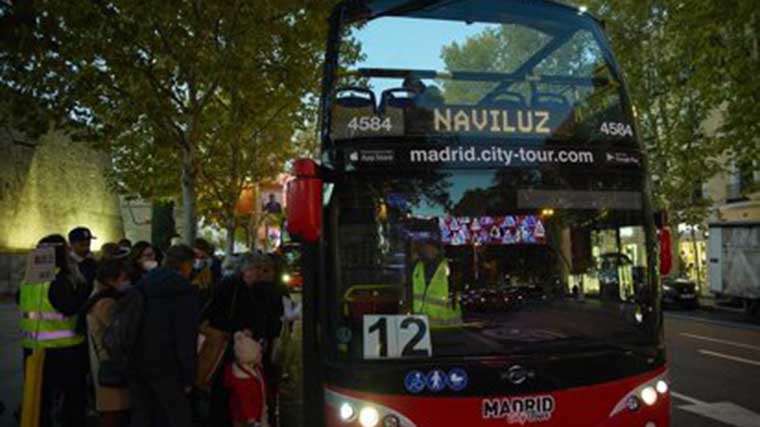 Rubiño critica el 'atraco' del PP con Naviluz, que ha pasado de costar 2 euros con Carmena a 15 euros