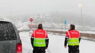Madrid activa el nivel 0 de inclemencias invernales por la nieve: 51 quitanieves y 200 toneladas de sal esparcidas