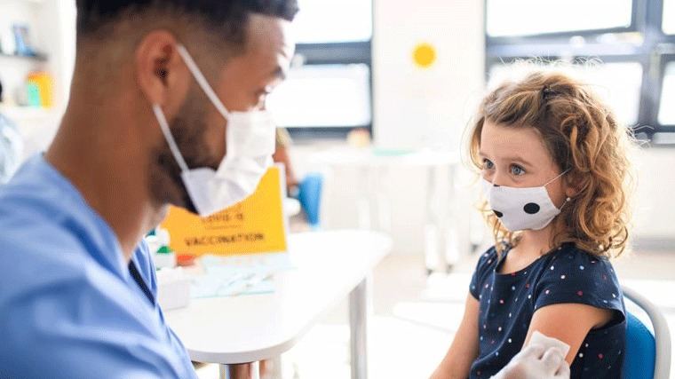 Arranca la vacunación contra el Covid de niños de 9 a 11 años en 25 hospitales