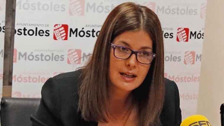 El tío de la alcaldesa de Móstoles renuncia a su polémico ascenso, suponía 1.607 € más