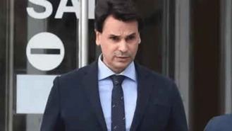La jueza cita como imputado al novio de Ayuso el 10 de abril para declarar por posibles nuevos delitos