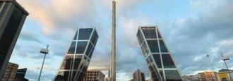 El Obelisco de Calatrava, quince años sin funcionar por su elevado coste
