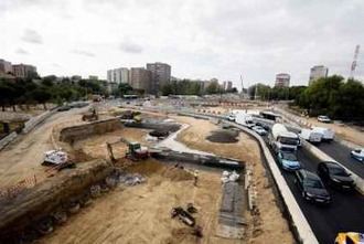 Un semáforo con IA para la A-5: se regirá no sólo en función de los coches sino también de peatones