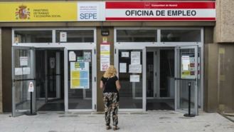 España registra el mayor nivel de desempleo (11,5%) y de paro juvenil (26,8%) de los Veintisiete