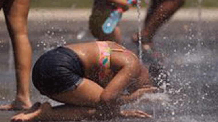 La ola de calor dejará hasta el miércoles temperaturas de más de 40º en la región