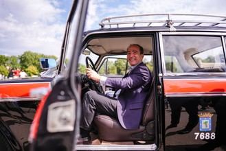 El taxi de Madrid celebra su historia con descuentos y una gran exposición