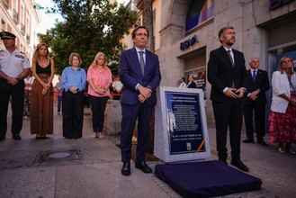 Madrid rinde homenaje a las víctimas del atentado de la calle Correo