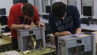 Alumnos con sobresalientes tendrán matrícula gratis el Grado Superior de FP