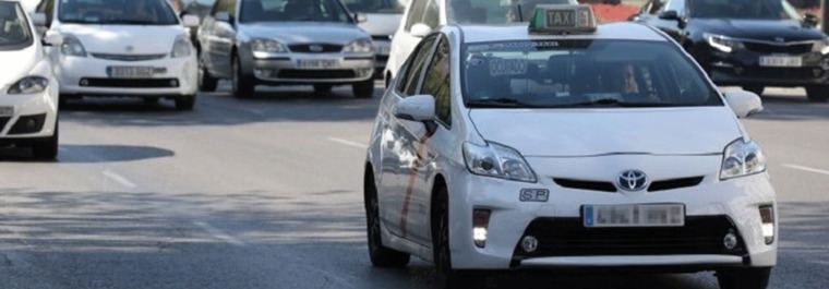 Aprobada la ordenanza del taxi: Precio cerrado y licencia por puntos