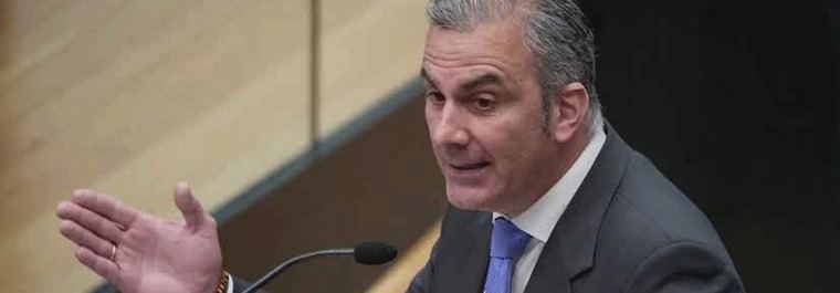 Vox pide al TSJM medidas cautelares contra la tasa de basuras de Almeida: 'Es un impuesto encubierto'