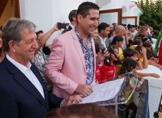 Óscar Navarro da inicio a las fiestas patronales con un emocionante pregón musical