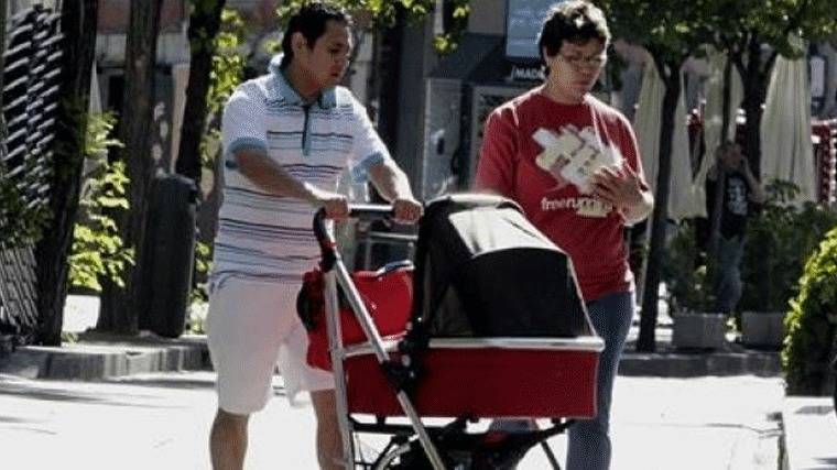 200.000 firmas piden permiso de maternidad y paternidad de 32 semanas