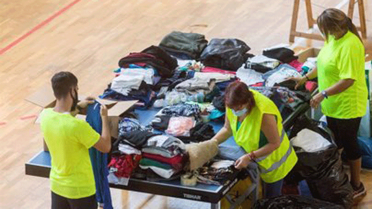 Palmeros de Madrid paraliza los puntos de donación, los almacenes desbordados