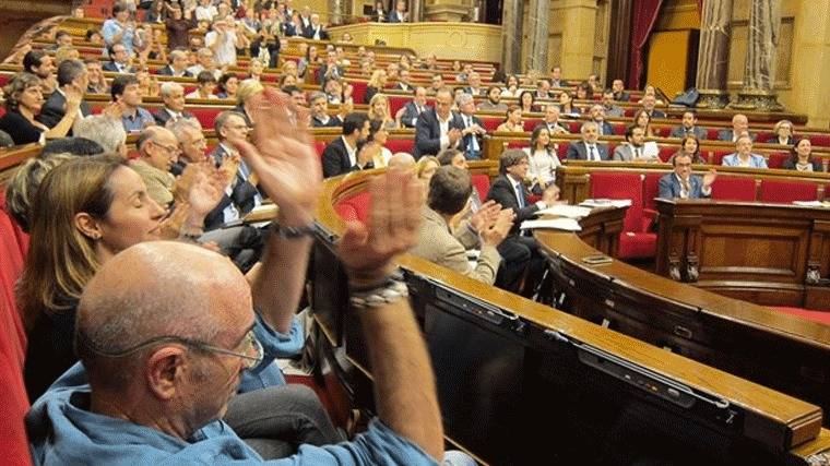 JxSi y CUP pactan la ley de `desconsexión´para constituir como `República´ Cataluña