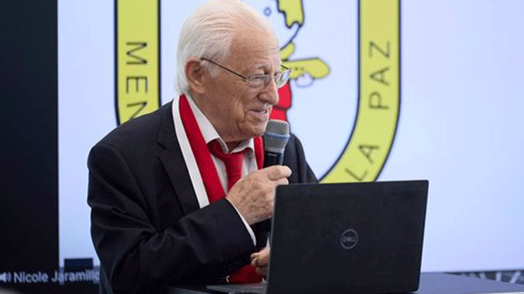 El padre Angel revela que intentó mediar entre PP y PSOE para la 'ley de los migrantes'