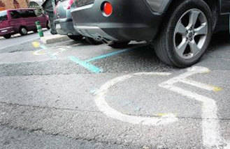 Un sistema inteligente controlará el uso del parking para discapacitados