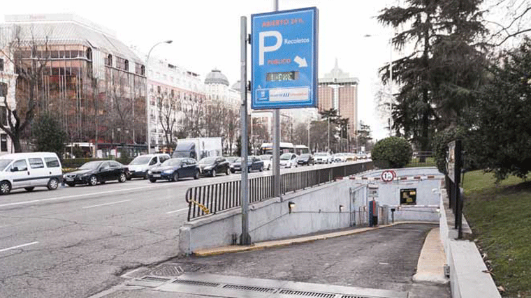 El parking de Recoletos cierra por daños estructurales, sus usuarios han sido reubicados