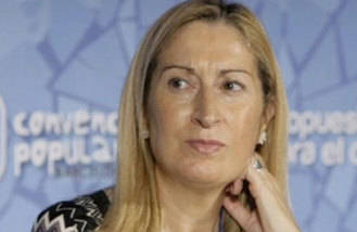 El Gobierno aprueba la venta de AENA y oposición lo tilda de 
