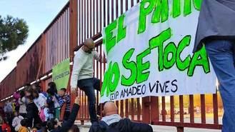 Comunidad educativa del CEIP Amadeo Vives, jornadas de protesta bajo el lema `El patio no se toca'