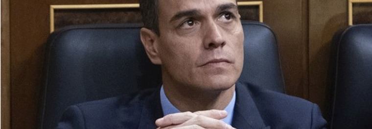 Sánchez trata de no acabar como Rajoy