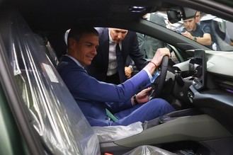 Lanzamiento del primer vehículo eléctrico fabricado en España