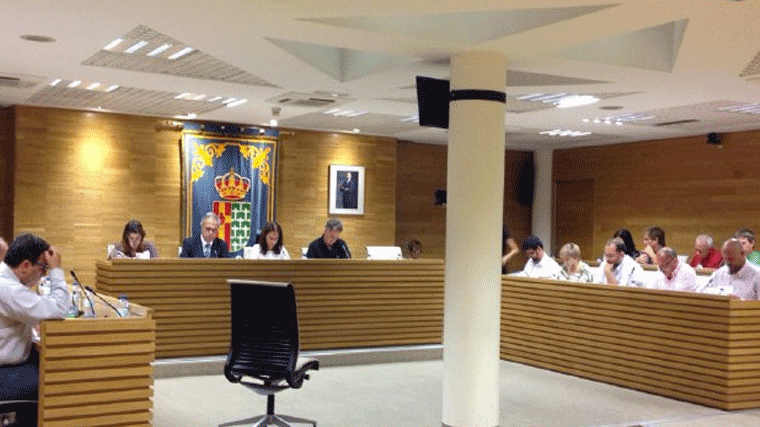 El Pleno rechaza el cierre de dos accesos en la A-42 y en la A-4 previstos por Fomento