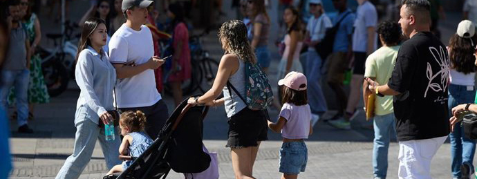 La Justicia europea multa a España con 6,8 M por tardar en pagar los permisos parentale