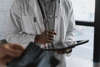 UNIE Universidad presenta un nuevo máster en Inteligencia Artificial para el sector salud