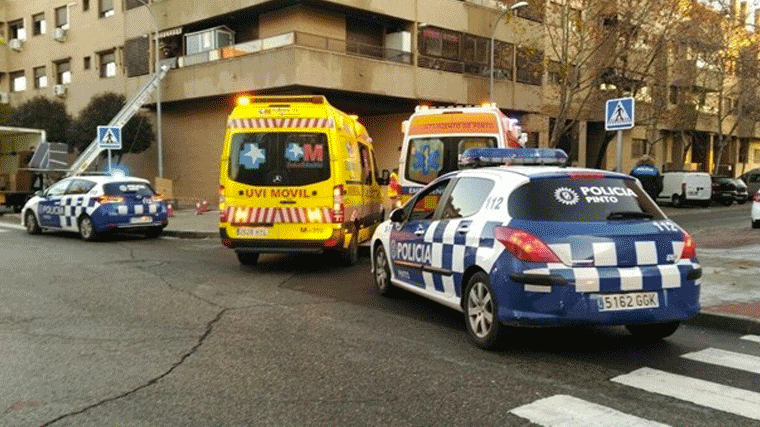 Tres heridos leves en un atropello múltiple por el hielo en un paso de peatones