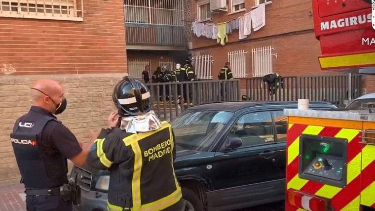 Arde un piso en edificio de corralas en el barrio de Lucero sin provocar heridos