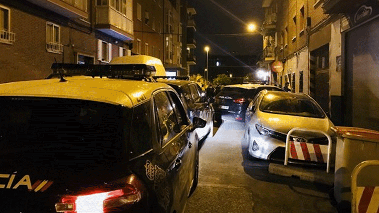 El pitbull que atacó a una mujer en Entrevías, sin registrar, sin licencia y sin seguro